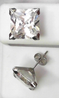SQUARE W/G C/Z EARRINGS