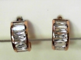 ROSE GOLD BAGUETTE EARRINGS