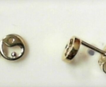 STUD YIN YANG