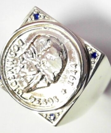 SILVER XL BLUE CZ GENTS SQUARE COIN RING