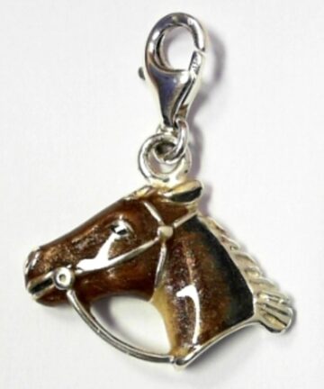 ENAMEL HORSE HEAD WITH ITALIAAN CLASP