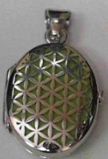 GREEN ENAMEL OVAL LOCKET