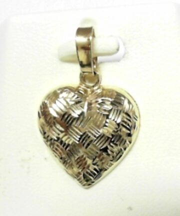 PN--422 9CT PATTERNED HEART PENDANT