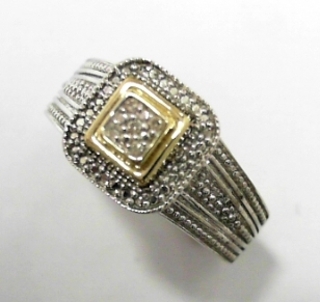 GSR--444 9CT GOLD & SILVER DRESS RING