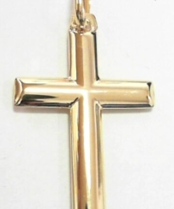 PN--443 9CT GOLD FLAT CROSS 34.5X21.3MM