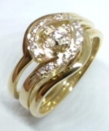 RI-2973 9CT GOLD BABY ANGEL RING