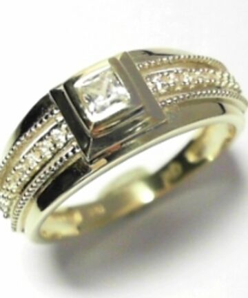 RI-3213 9CT GOLD SQUARE TOP DRESS RING