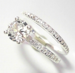 SR-1896 SILVER 4CLAW SOLITAIRE TWINSET