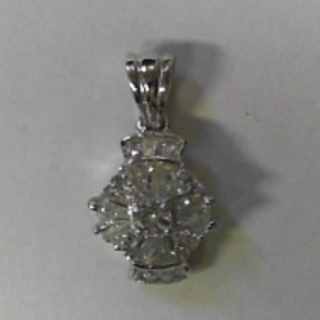 SS--13P SILVER FANCY PENDANT